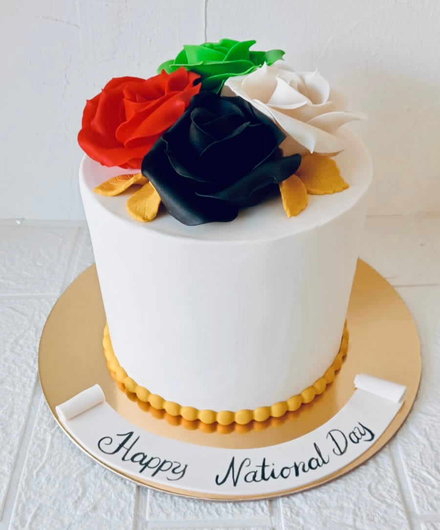 UAE Theme flower Cake